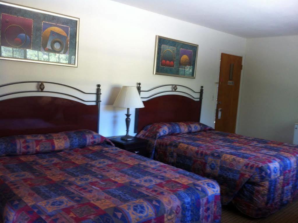 Golden Chain Motel Grass Valley Buitenkant foto